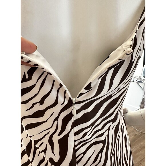 ZEBRA Print Sheath Shift Dress Sz 12 Smocked Front Sleeveless Animal Bubble Hem - Picture 6 of 13
